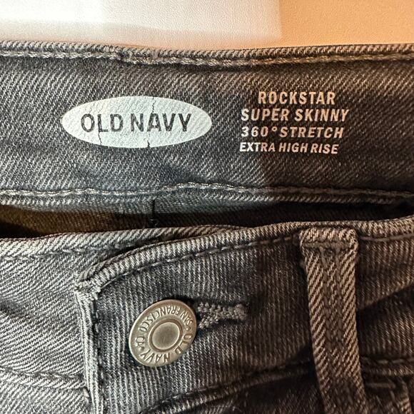 Old Navy Light Black Super High Rise Stretch Skinny Raw Hem Jeans Size 0 - Picture 4 of 6